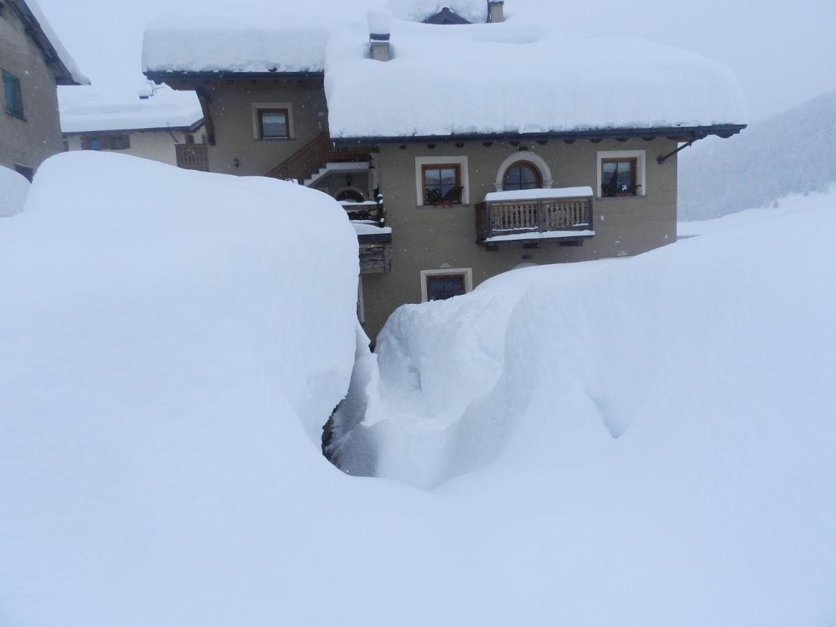 Casa Soleil Apartment Livigno Bagian luar foto